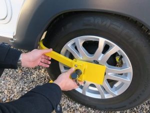 Milenco Lightweight Wheel Clamp